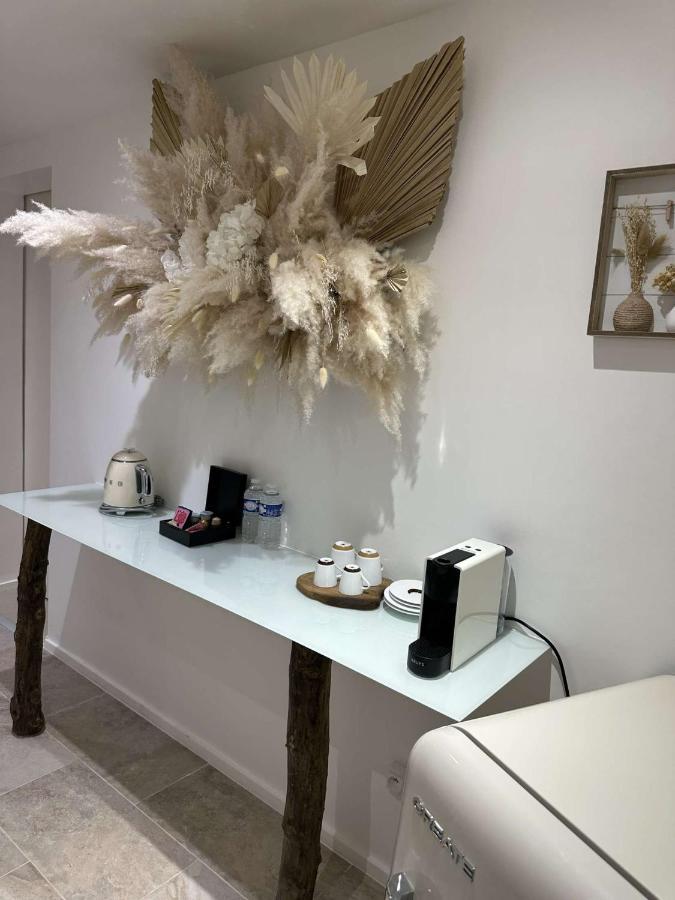 Appartement Jacuzzi Prive 亞維農 外观 照片